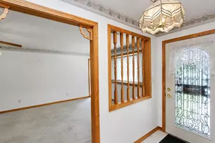 1211 Clay St, La Porte, IN 46350 - Photo 2