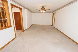 1211 Clay St, La Porte, IN 46350 - Photo 4