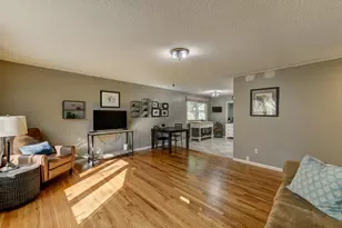 5112 W 77th Ct, Schererville, IN 46375 - Photo 6