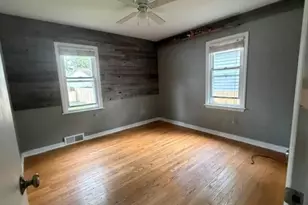 234 S Ridge St, Crown Point, IN 46307 - Photo 8