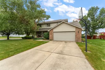160 Deertrail Drive, Dyer, IN 46311 - Photo 2