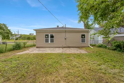 907 Central Avenue, Gary, IN 46407 - Photo 22