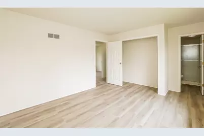 6743 Leland Avenue, Hammond, IN 46323 - Photo 10