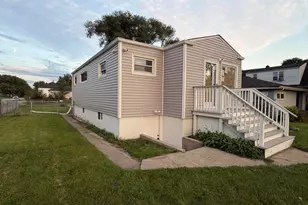 2401 Fillmore St, Gary, IN 46407 - Photo 1