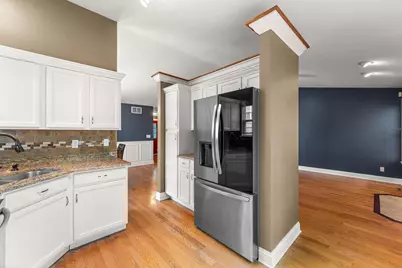 405 Galway Drive, Valparaiso, IN 46385 - Photo 8
