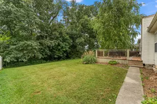 405 Galway Dr, Valparaiso, IN 46385 - Photo 26