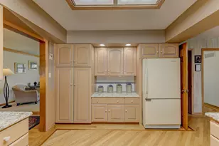 9036 Orchard Dr, Highland, IN 46322 - Photo 8