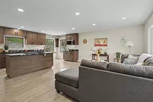 1209 N Broad St, Griffith, IN 46319 - Photo 4