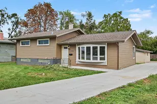 1209 N Broad St, Griffith, IN 46319 - Photo 2