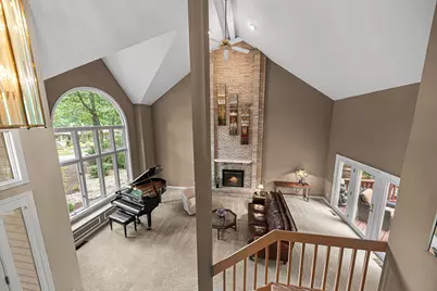 4610 Thornbury Drive W, Valparaiso, IN 46383 - Photo 18