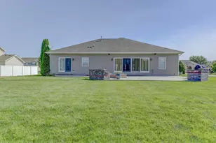 8900 Mallard Ln, Saint John, IN 46373 - Photo 32