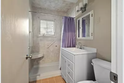 27 N Connecticut Street, Hobart, IN 46342 - Photo 10