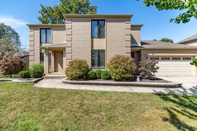 9832 Twin Creek Boulevard, Munster, IN 46321 - Photo 2