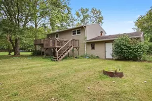 103 W Division Rd, Valparaiso, IN 46385 - Photo 56