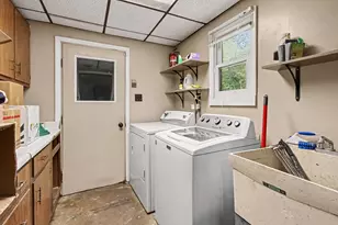 103 W Division Rd, Valparaiso, IN 46385 - Photo 8