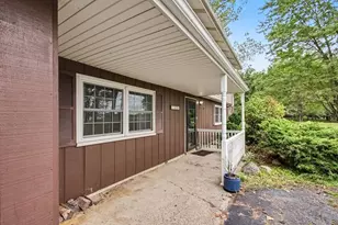 103 W Division Rd, Valparaiso, IN 46385 - Photo 24