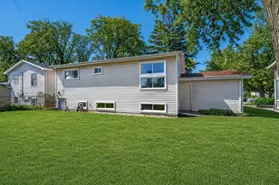 9517 Farmer Dr, Highland, IN 46322 - Photo 28