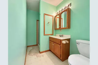 601 W Alice Street, Kouts, IN 46347 - Photo 10