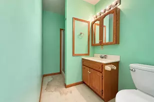 601 W Alice St, Kouts, IN 46347 - Photo 10