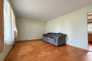601 W Alice St, Kouts, IN 46347 - Photo 6