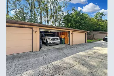 852 Jordan Circle, Schererville, IN 46375 - Photo 12