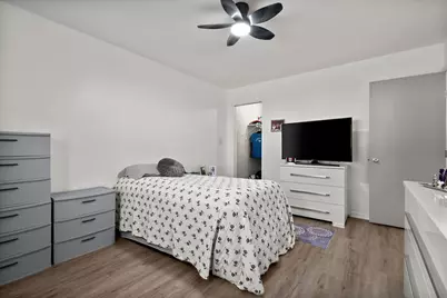 3723 Sandalwood Drive, Highland, IN 46322 - Photo 12