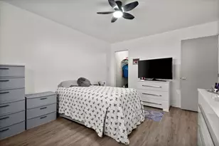 3723 Sandalwood Dr, Highland, IN 46322 - Photo 12