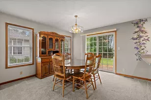 376 Cherry Hills Dr, Chesterton, IN 46304 - Photo 10