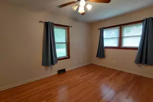 7520 Independence St, Merrillville, IN 46410 - Photo 6