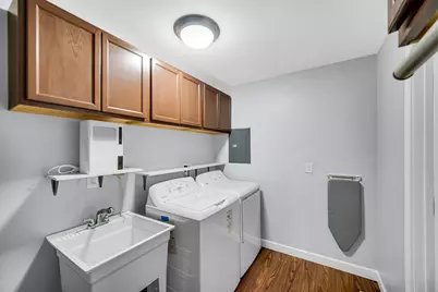 214 Locust Avenue S, Hebron, IN 46341 - Photo 8