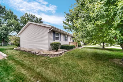 214 Locust Avenue S, Hebron, IN 46341 - Photo 14
