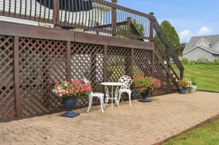 565 Waterford Ln, Valparaiso, IN 46385 - Photo 32