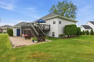 565 Waterford Ln, Valparaiso, IN 46385 - Photo 34