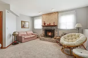 565 Waterford Ln, Valparaiso, IN 46385 - Photo 24