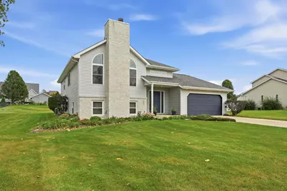 565 Waterford Lane, Valparaiso, IN 46385 - Photo 2