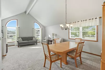 565 Waterford Lane, Valparaiso, IN 46385 - Photo 8