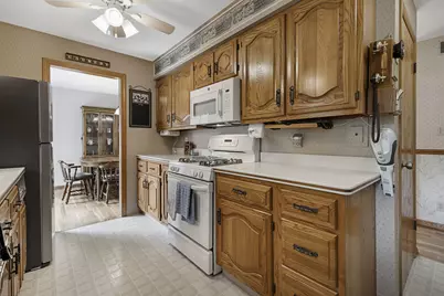 6561 W Johnson Road, La Porte, IN 46350 - Photo 10