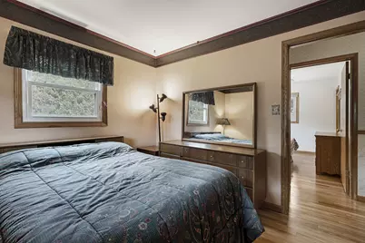 6561 W Johnson Road, La Porte, IN 46350 - Photo 12