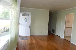1009 W Coolspring Ave, Michigan City, IN 46360 - Photo 2