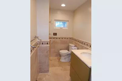 1009 W Coolspring Avenue, Michigan City, IN 46360 - Photo 6