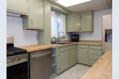 1009 W Coolspring Avenue, Michigan City, IN 46360 - Photo 4