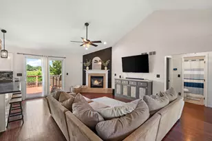 360 E 123rd Pl, Crown Point, IN 46307 - Photo 6
