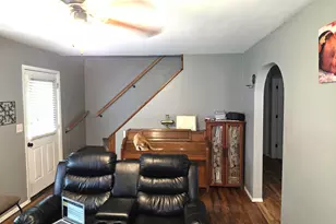 2341 Sherman St, Gary, IN 46406 - Photo 4