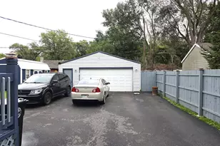 2341 Sherman St, Gary, IN 46406 - Photo 22