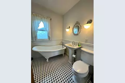 201 S 8th Street, Chesterton, IN 46304 - Photo 16