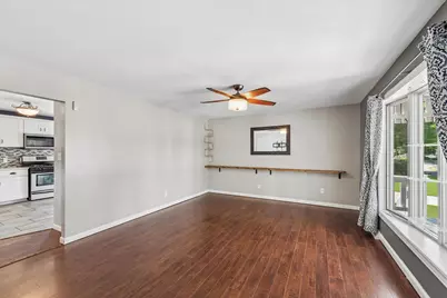 1053 S Decatur Street, Hobart, IN 46342 - Photo 4