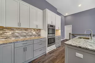 6135 S Dune Harbor Dr, Portage, IN 46368 - Photo 10
