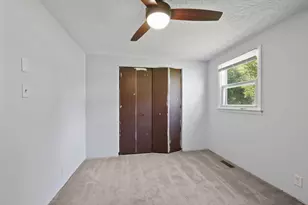 911 Harrison St, Frankton, IN 46044 - Photo 22