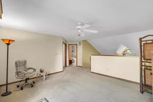 1486 Lake St, Hobart, IN 46342 - Photo 8