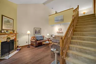 1486 Lake St, Hobart, IN 46342 - Photo 4
